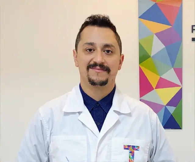 Esteban Orellana, Biología, equipo docente de Preu Tesla